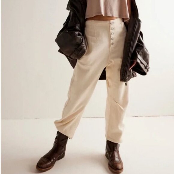 Free People Denim - Free People - Osaka Mid Rise Barrel Jeans - Ecru & Ivory  - Size 30